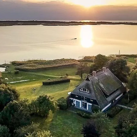 Hof Zeesenblick 04 Apartment *